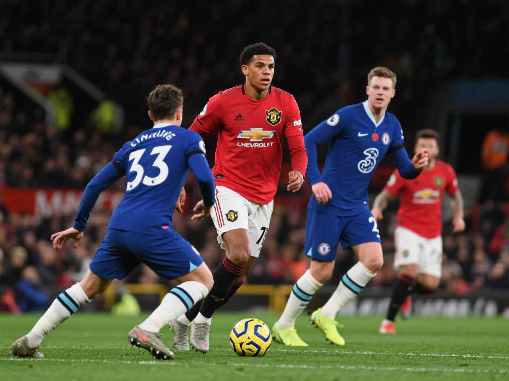 曼联最新伤病动态:瓦拉内恐继续缺席,林德洛夫恢复进展良好 曼联最新伤病动态:瓦拉内恐继续缺席,林德洛夫恢复进展良好